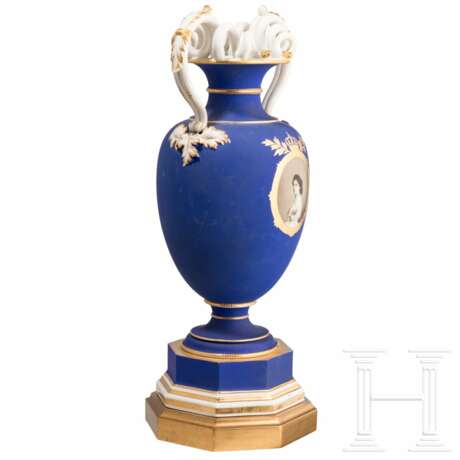 Königin Augusta von Preußen - Schlangenhenkelvase, 1861 - 1890 - photo 3