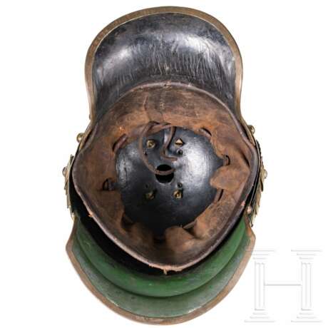 Helm M 1867 für Mannschaften im Kürassier-Regiment "Königin" (Pommersches) Nr. 2 - photo 4