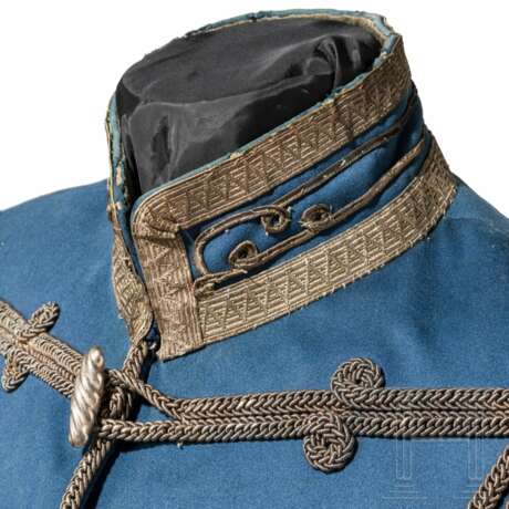 Attila für Offiziere der Husaren-Regimenter Nr. 12, 13, 16 oder 19, um 1900 - photo 3 Attila für Offiziere der Husaren-Regimenter Nr. 12, 13, 16 oder 19, um 1900 - photo 3