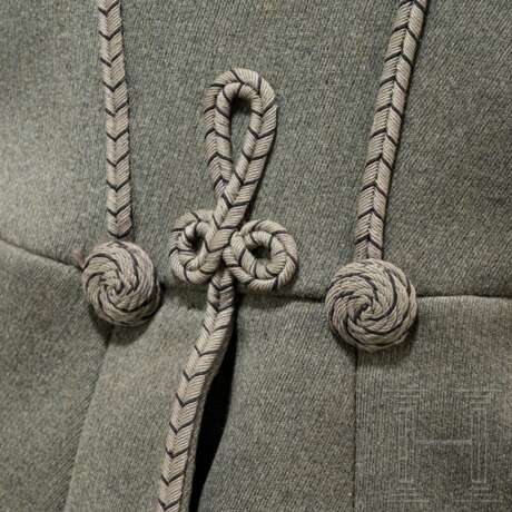 Feldgraue Attila für einen Oberleutnant im 2. Leib-Husaren-Regiment "Königin Viktoria von Preußen" Nr. 2, um 1915 - Foto 8 Feldgraue Attila für einen Oberleutnant im 2. Leib-Husaren-Regiment "Königin Viktoria von Preußen" Nr. 2, um 1915 - Foto 8