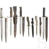 Zwei Grabendolche und vier Bajonette, deutsch - photo 1