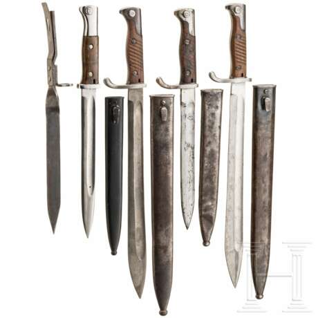 Fünf Bajonette, deutsch - photo 1 Fünf Bajonette, deutsch - photo 1
