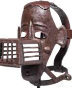 Оружие. Schandmaske mit Rattenkäfig, deutsch, Historismus im Stil des 17. Jhdts.