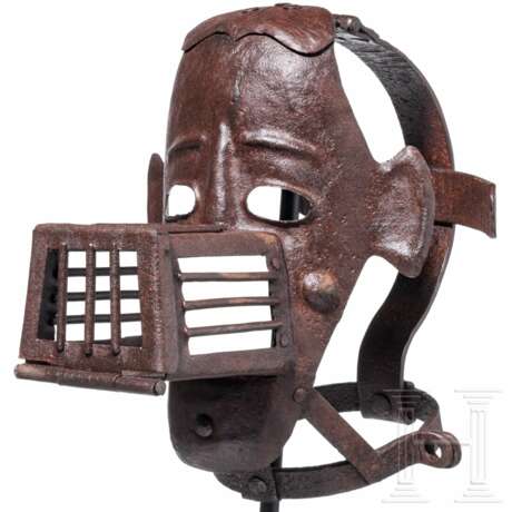Schandmaske mit Rattenkäfig, deutsch, Historismus im Stil des 17. Jhdts. - фото 1