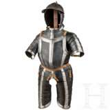 Schwarz-weißer Halbharnisch, Österreich, Mitte 16. Jhdt. - фото 1