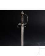 Overview. Offiziers-Felddegen mit geschnittenem Pinienzapfendekor, süddeutsch, wohl Augsburg, um 1660