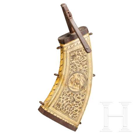 Musketier-Pulverflasche, deutsch, um 1600 - photo 1 Musketier-Pulverflasche, deutsch, um 1600 - photo 1