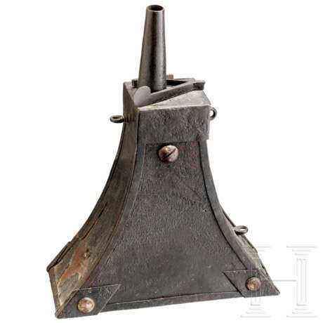 Große Musketier-Pulverflasche, deutsch, um 1600 - photo 1 Große Musketier-Pulverflasche, deutsch, um 1600 - photo 1