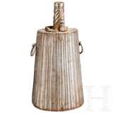 Eiserne Pulverflasche, Brescia, um 1600 - photo 1