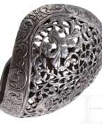 Overview. Fein durchbrochene Knaufkappe einer Steinschlosspistole, Italien, um 1680