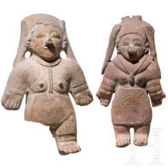 Zwei präkolumbische weibliche Tonfiguren, Ekuador, wohl 500 - 1500 n. Chr.