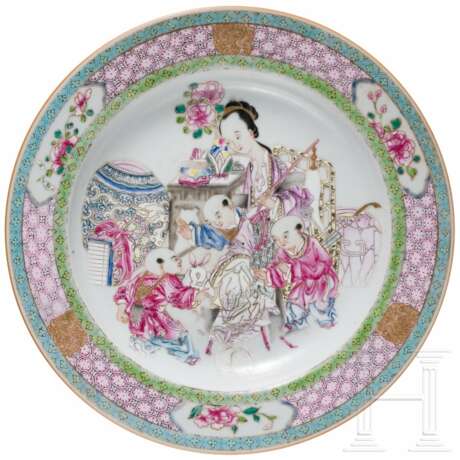 Famille-Rose-Teller, China, wohl Yongzheng-Periode (1723-35) - photo 1