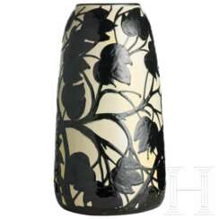 Große Vase mit Blättern, Kunsttöpferei Tonwerke Kandern, um 1920