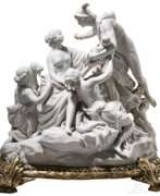 Catalogue des produits. Große Figurengruppe "Hermes bringt Dionysos als Baby zu den Nymphen", wahrscheinlich Sevres