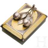 Guilloché-Email-Briefbeschwerer mit Kirschen, Russland, 20. Jhdt. - Foto 1
