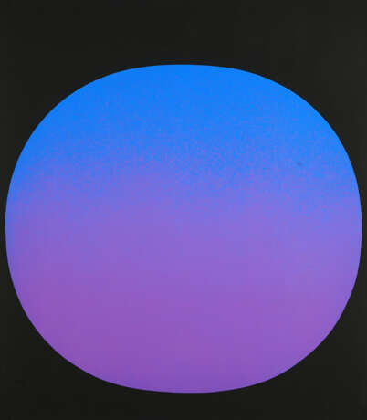 Rupprecht Geiger. Kreis blauviolett auf schwarz - Foto 1