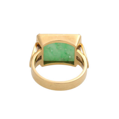 Ring mit feiner apfelgrüner Jadeplatte, rechteckig, graviert, - Foto 4