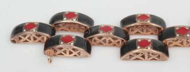 Gold bracelet with two-color enamels and diamonds