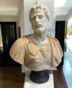 Обзор. Bust of Marcus Aurelus in Marble in marble and onyx, 20th century