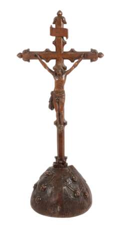 Geschnitztes Kruzifix - фото 1
