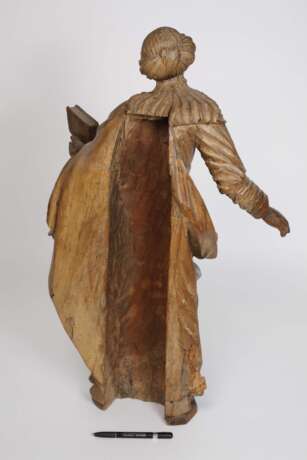Geschnitzte Heiligenfigur - фото 5