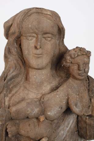 Fragment einer Heiligenfigur - Foto 2