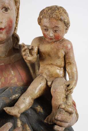 Geschnitzte Madonnenplastik - Foto 3