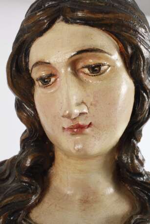 Geschnitzte Heiligenfigur - фото 2