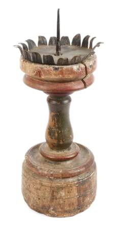 Geschnitzter Scheibenleuchter - photo 1