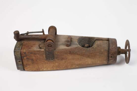 Drei historische Schnitzarbeiten - фото 6