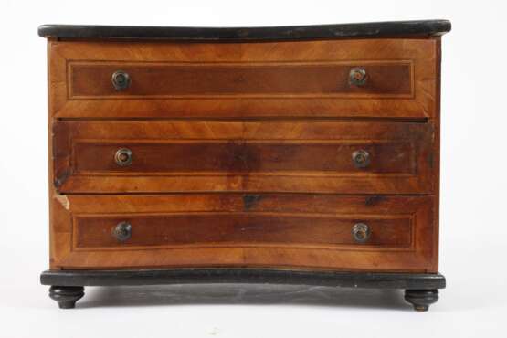 Miniaturkommode - photo 2 Miniaturkommode - photo 2