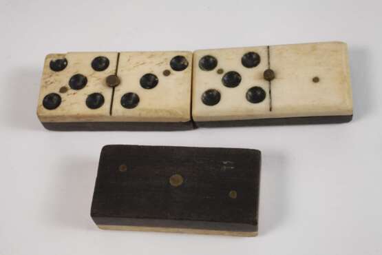 Vier Schatullen in Buchform - Foto 3