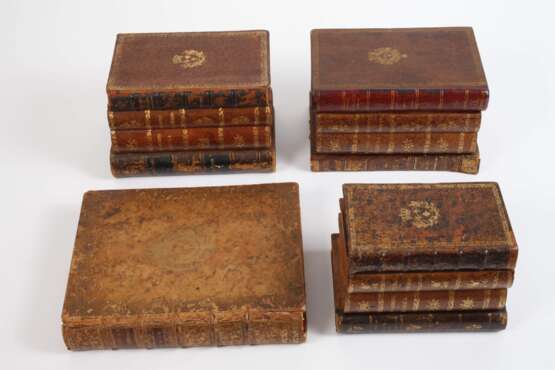 Vier Schatullen in Buchform - Foto 6