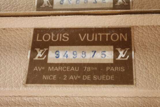 Louis Vuitton Kosmetikkoffer - фото 4