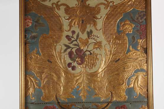 Fragment einer barocken Ledertapete - photo 3