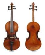 Instruments and tools. Violine im Etui