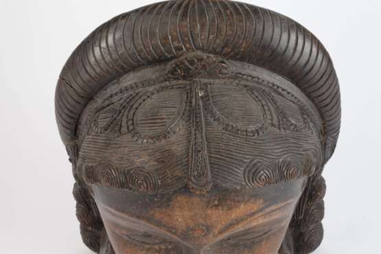 Figürliche Schnitzerei - photo 2 Figürliche Schnitzerei - photo 2