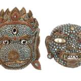 Zwei Ziermasken - Foto 1