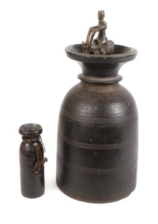 Großes Wassergefäß - photo 1 Großes Wassergefäß - photo 1