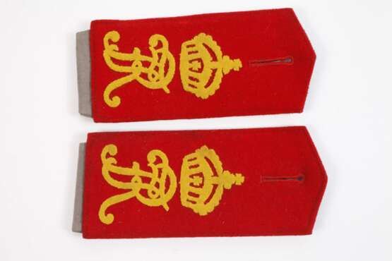 Konvolut Schulterklappen 1. Weltkrieg - photo 2 Konvolut Schulterklappen 1. Weltkrieg - photo 2