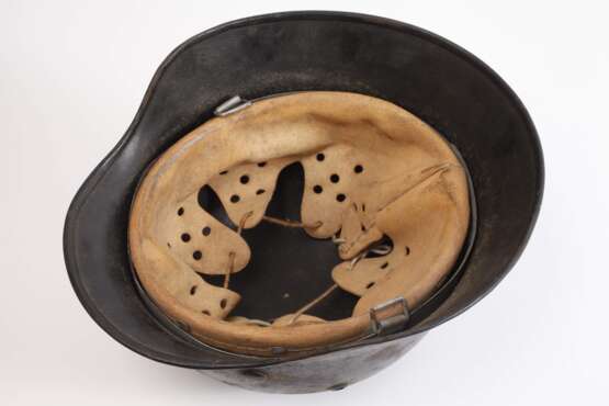 Zwei Stahlhelme 2. Weltkrieg - Foto 5