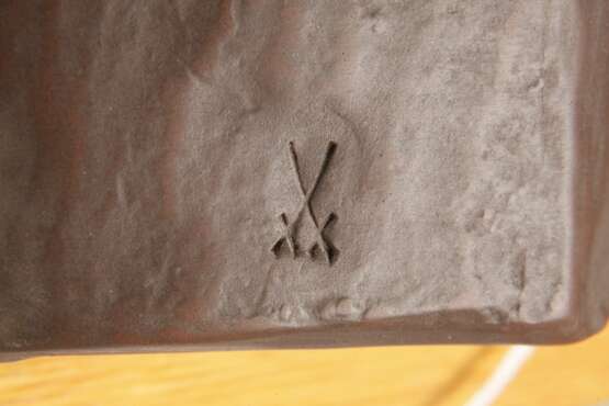 Meissen Karl-Marx-Büste als Ehrengeschenk der BVfS - photo 6 Meissen Karl-Marx-Büste als Ehrengeschenk der BVfS - photo 6