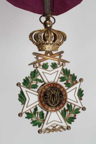 Orden Leopold II. Kommandeurskreuz mit Schwertern - Foto 3