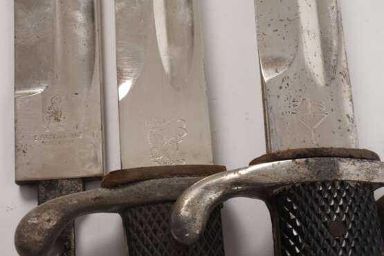 Zwei Bajonette und HJ-Messer - Foto 4 Zwei Bajonette und HJ-Messer - Foto 4