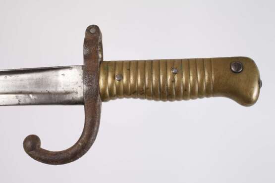 Zwei Bajonette und ein Säbel - Foto 2