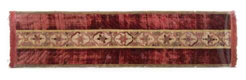 Langes Ambotuch mit Brokatstickerei - photo 1