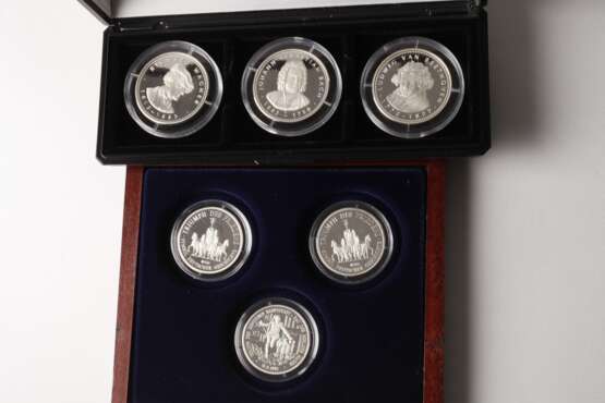 Konvolut Silberunzen und -medaillen - фото 5 Konvolut Silberunzen und -medaillen - фото 5