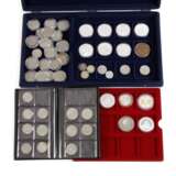 Konvolut Silberunzen, -medaillen und -münzen - фото 1