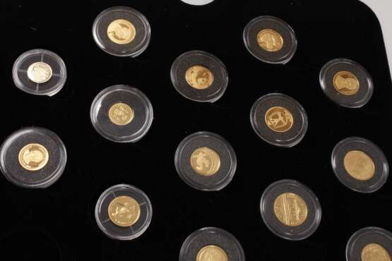 Konvolut Miniatur-Goldmünzen und -medaillen - Foto 2 Konvolut Miniatur-Goldmünzen und -medaillen - Foto 2