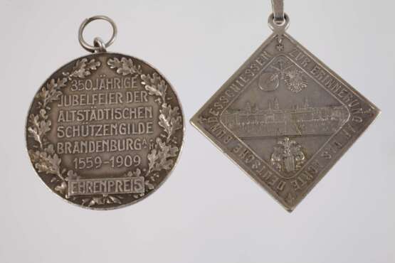 Silberklippe und -medaille Schützengilde - photo 2 Silberklippe und -medaille Schützengilde - photo 2